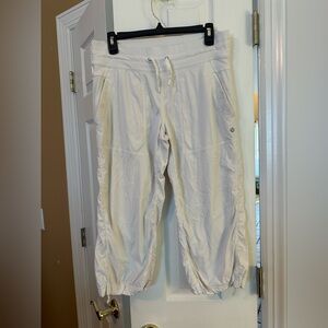 Lululemon Cropped Jogger